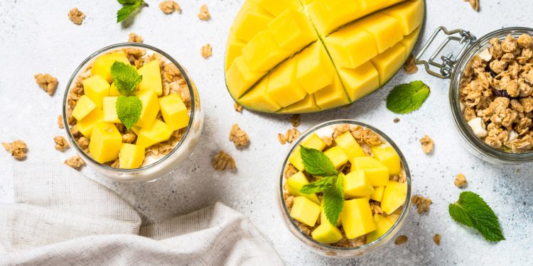 Mango: digestivo, diuretico e anti-stanchezza, ideale per l'estate. 3 idee per gustarlo