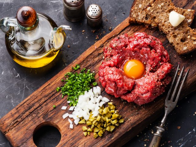 Tartare Di Manzo Ricetta Varianti E Come Prepararla Melarossa