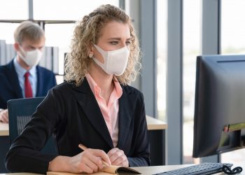 Coronavirus, donne meno colpite