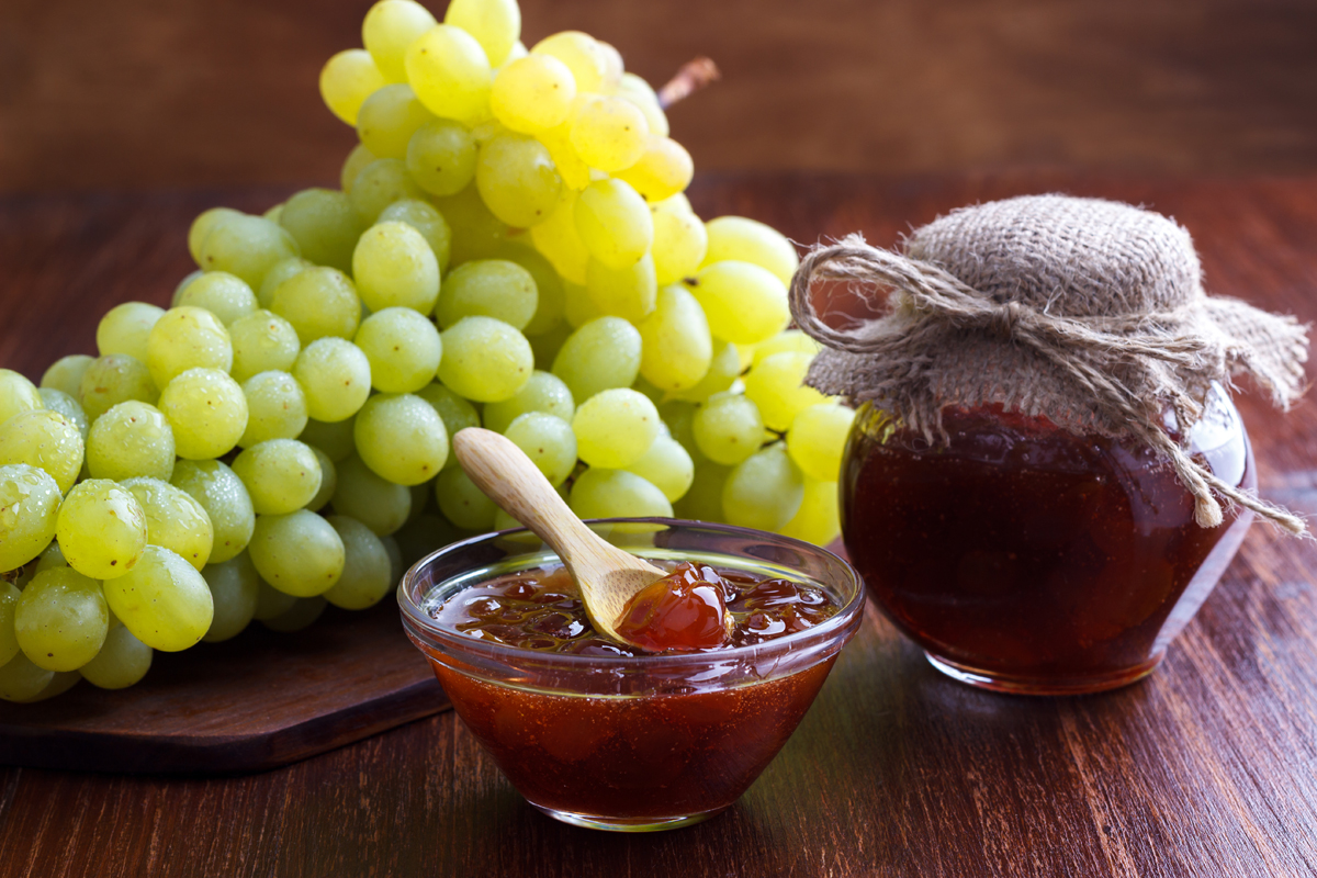 Agar agar: marmellata di uva e ananas