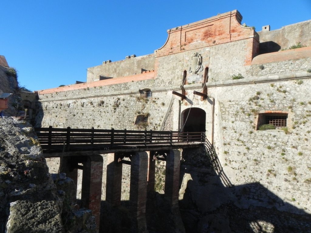 forte filippo ponte levatoio