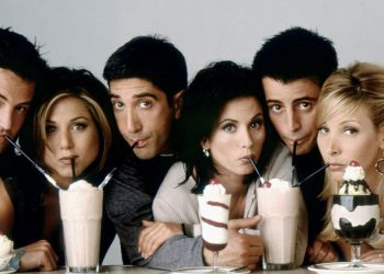 Friends: un brand di make up lancia una collezione ispirata alla serie cult anni '90