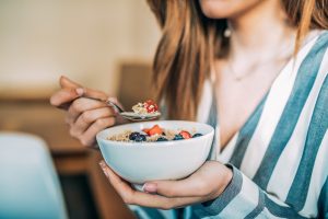 Muesli: benefici, valori nutrizionali, guida all’acquisto e quanti grammi mangiare a dieta