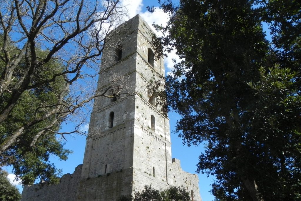 torre campanaria della chiesa abbaziale