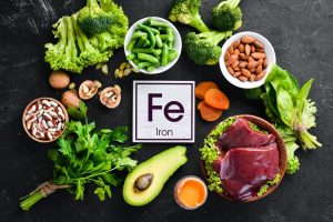 Ferro: cos’è, a cosa serve, fabbisogno giornaliero, proprietà e quando assumerlo