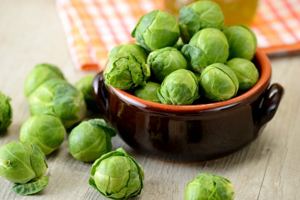 una ciotola colma di cavoletti di Bruxelles