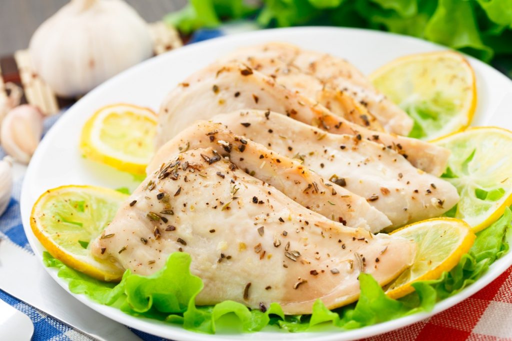 Pollo al limone, un secondo leggero e saporito 1 pollo al limone