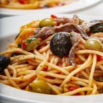 spaghetti alla puttanesca ricetta