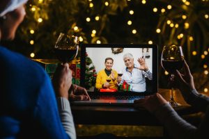 Natale al tempo del Covid: cosa si può fare e cosa è assolutamente vietato