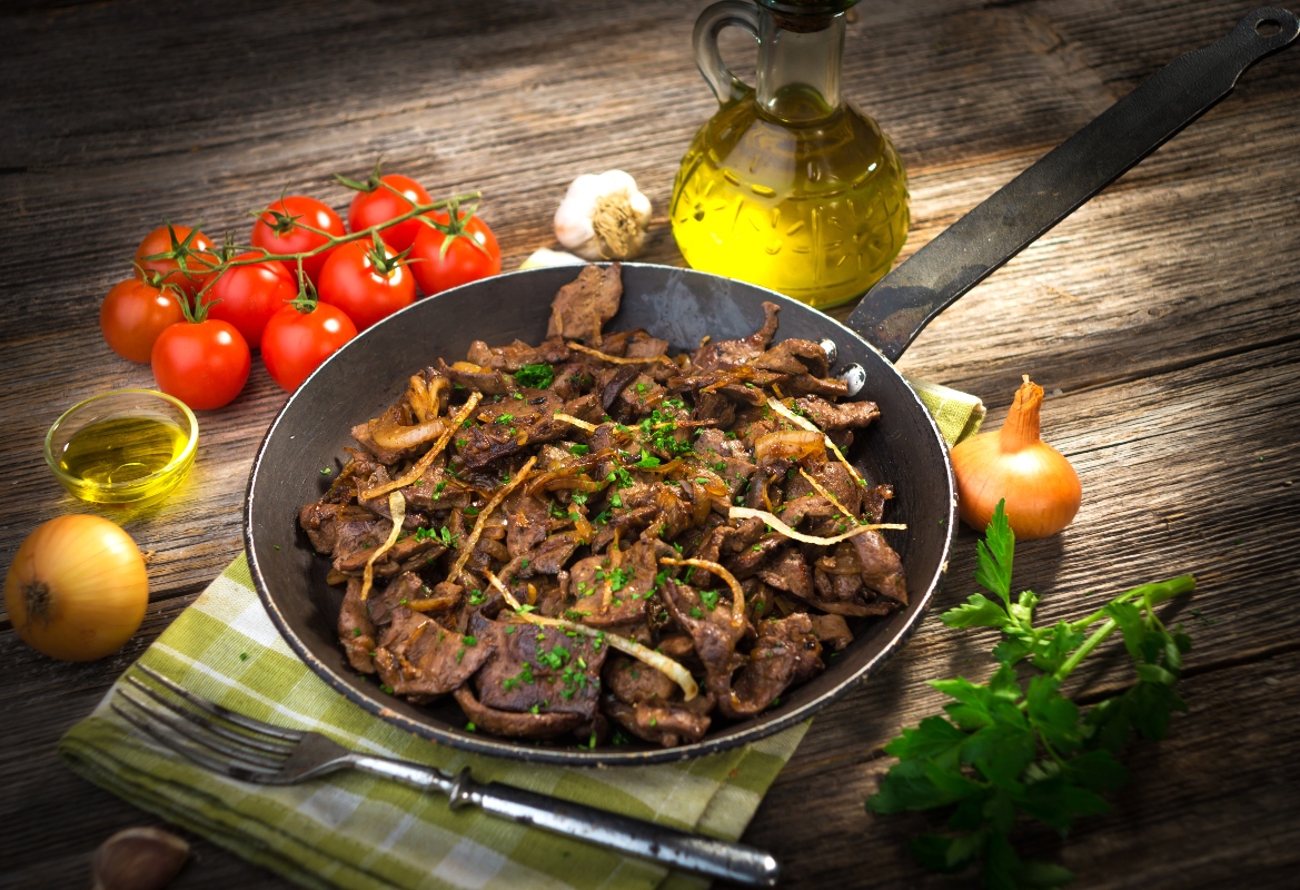 alimenti ricchi di ferro: fegato