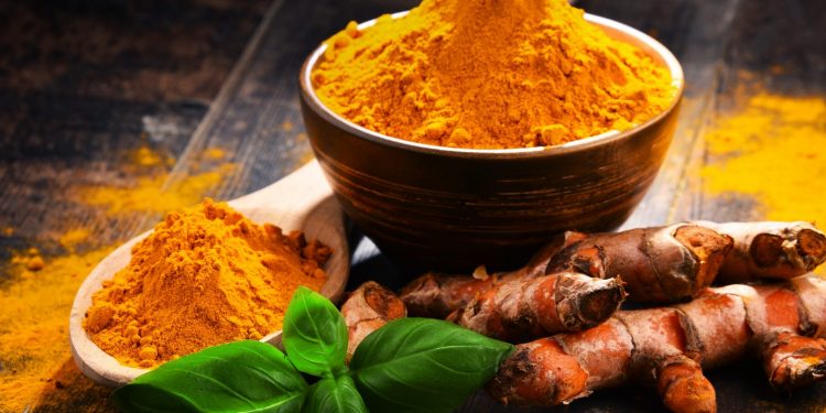 curcuma: che cos'è, proprietà e benefici, usi, ricette e controindicazioni