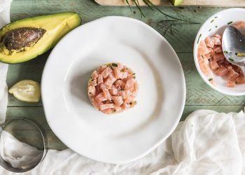 tartare salmone e avocado