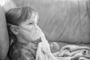 Fibrosi cistica: cos’è, cause, sintomi,  come si manifesta, diagnosi, cure e trattamenti