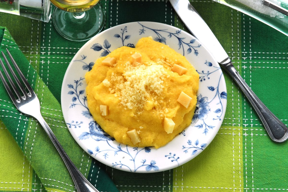 ricette con la polenta: polenta concia 