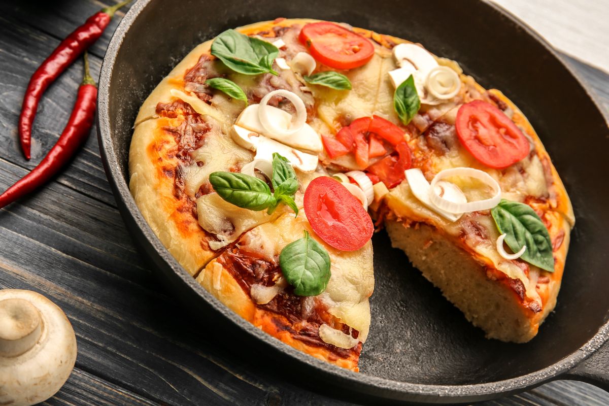 ricetta pizza in padella