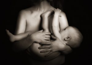 Capoparto: cos’è, quando arriva, quali sono i sintomi, quanto dura e come influisce sulla fertilità