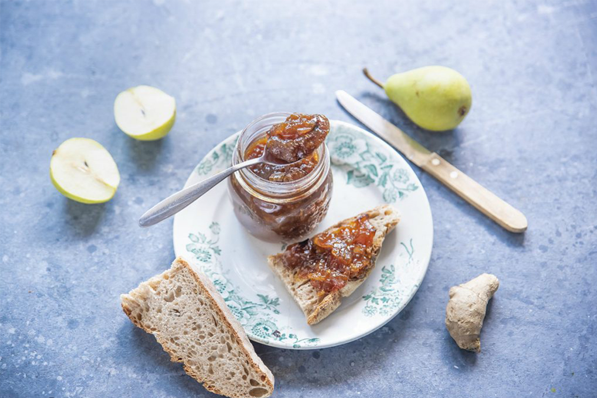 Marmellata fatta in casa: confettura di pere e zenzero