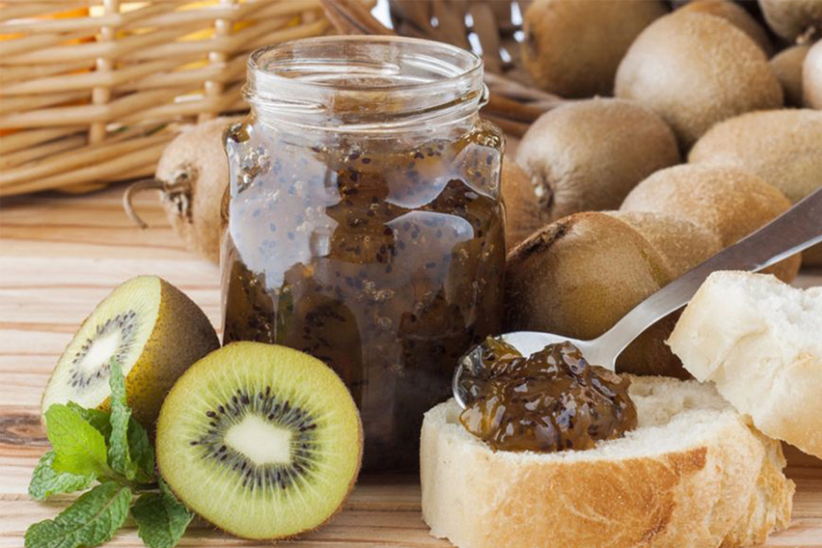 Marmellata fatta in casa: marmellata di kiwi e pera