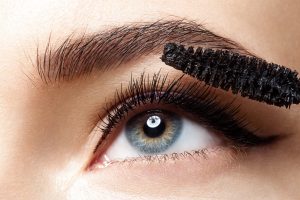 I migliori mascara: la top 5, come scegliere quello giusto per i tuoi occhi e i trucchi per applicarlo