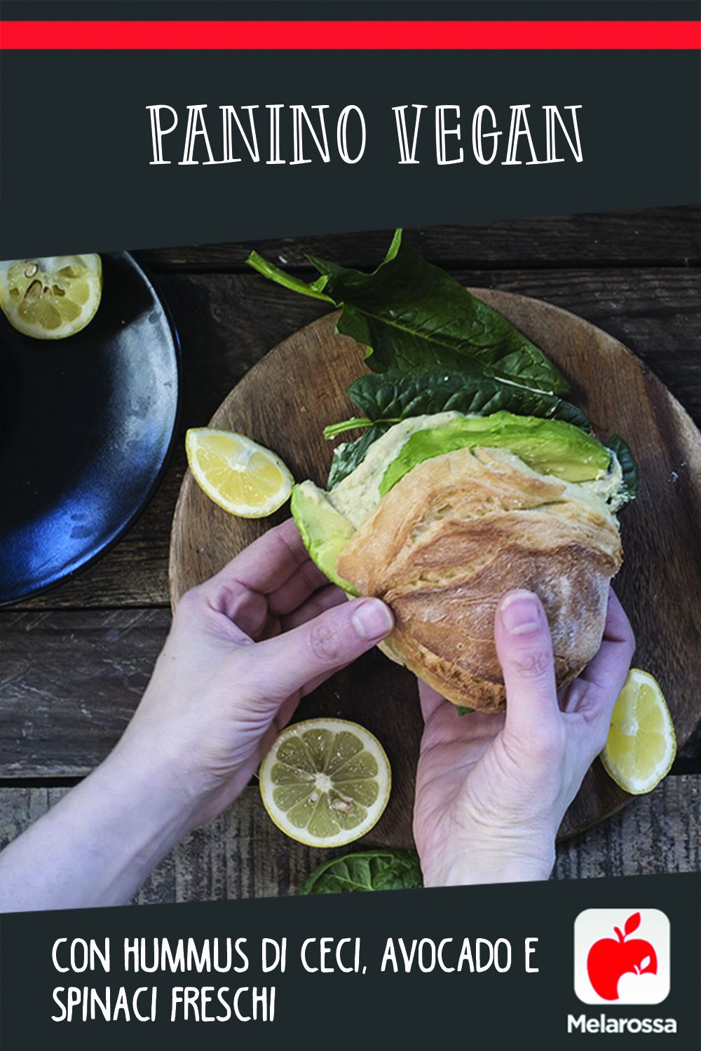 Panino vegan con hummus di ceci, avocado e spinaci freschi