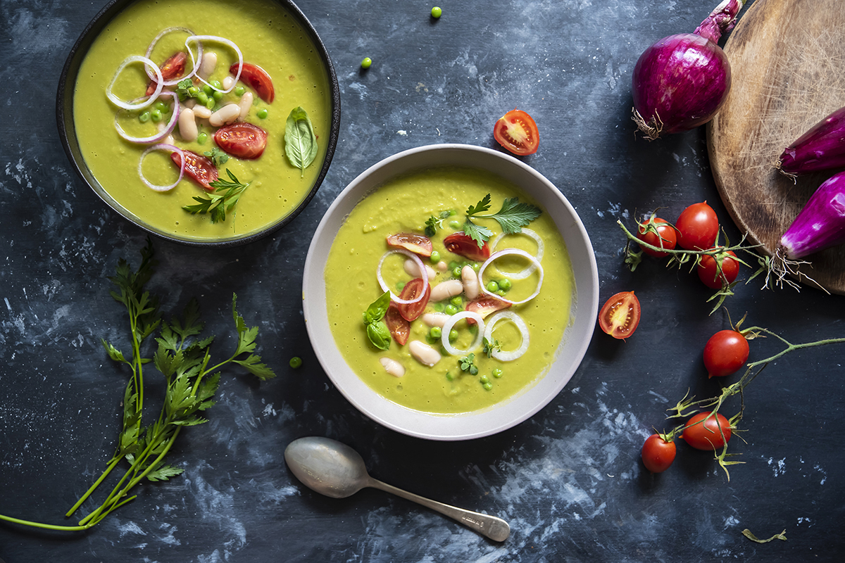 zuppa fredda con piselli e fagioli cannellini