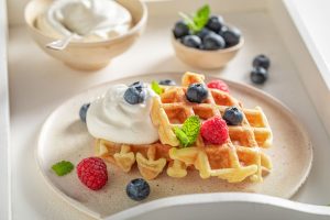 Waffle senza burro, la ricetta leggera per una colazione sana e golosa