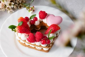 Cream Tart, una torta buona e bellissima per le tue feste