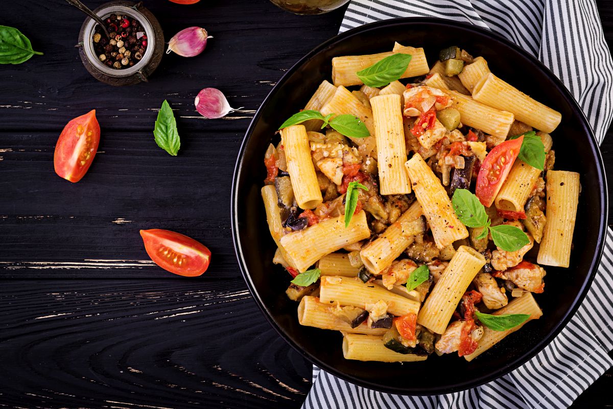 Pasta con le melanzane