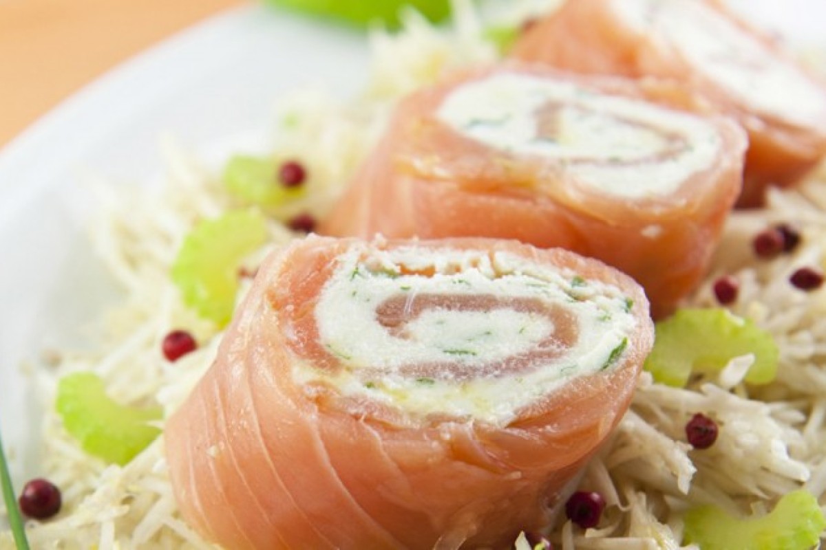 rotolini salmone e ricotta