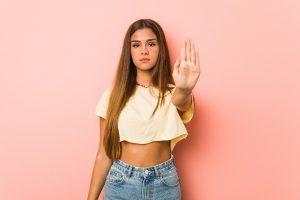 Sentenza di stupro: la corte di Strasburgo condanna l’Italia per i pregiudizi e gli stereotipi sulle donne