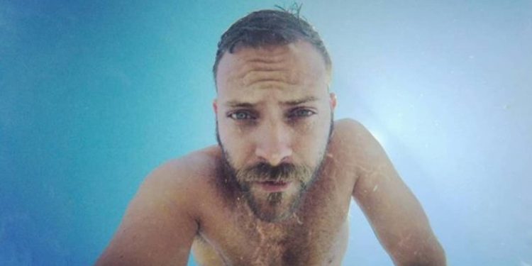 alessandro borghi sindrome tourette