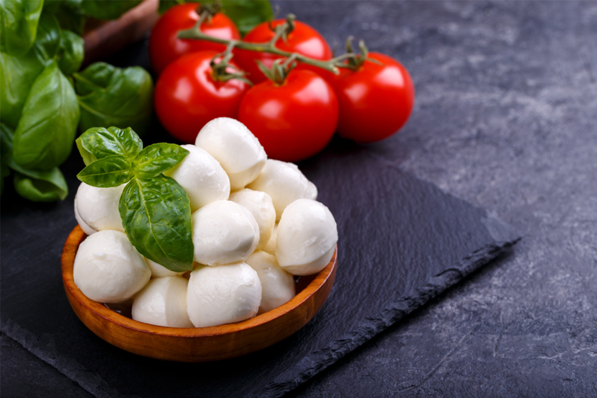 Alimenti con meno di 120 calorie: mozzarella