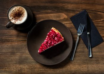 cheesecake light al cioccolato e frutti