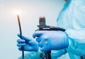 Colonscopia: cos’è, cosa si vede, a cosa serve e quanto è dolorosa