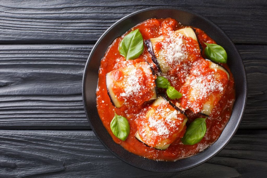 Involtini di melanzane, un piatto unico leggero, gustoso e completo 3 Involtini di melanzane
