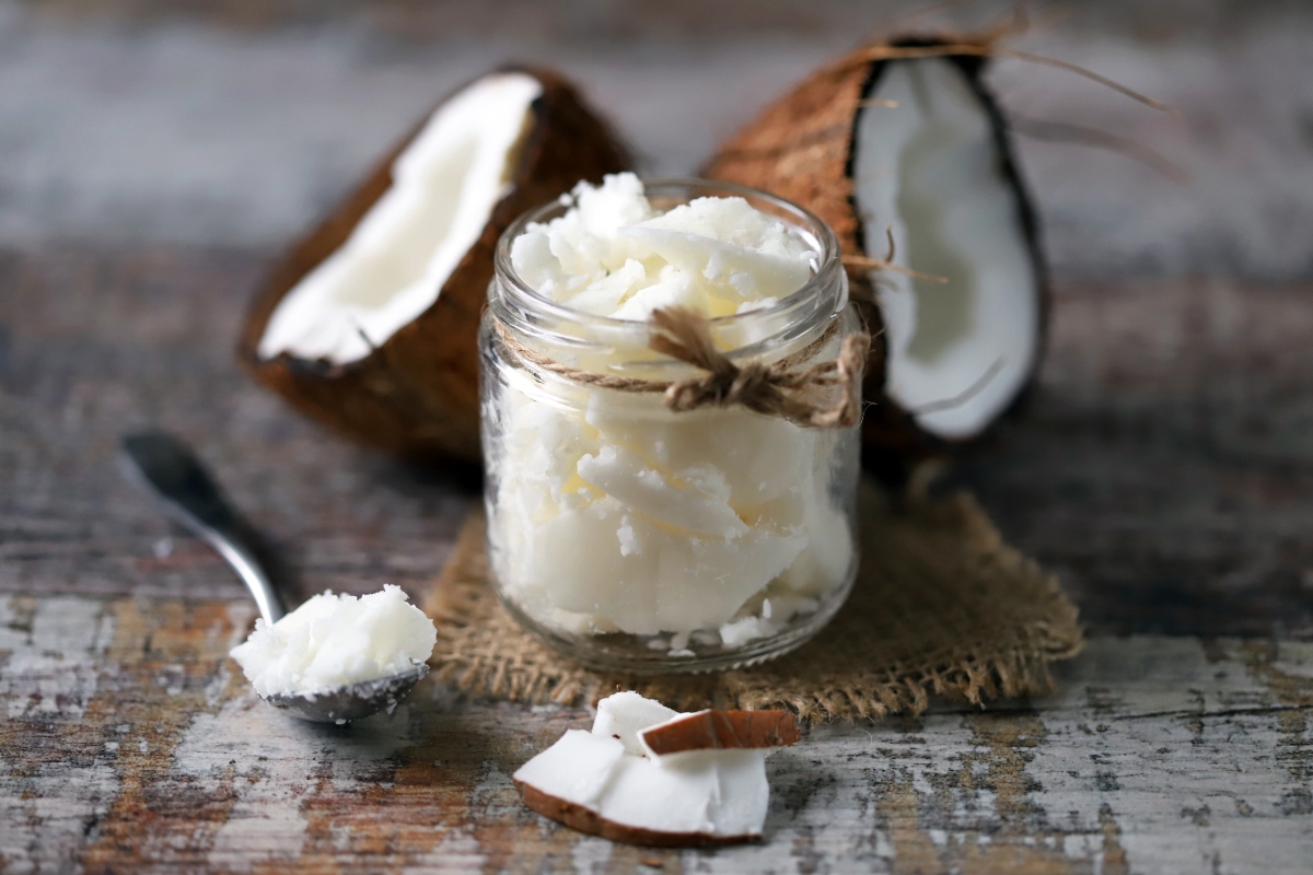 olio di cocco: cos'è, usi, benefici e proprietà, usi alimentari, controindicazioni