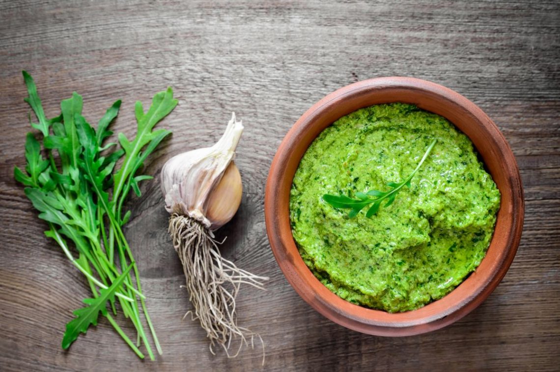 Pesto di rucola, un condimento appetitoso e facile da fare Melarossa