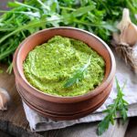 Pesto di rucola: gustoso e facile