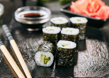 hosomaki: ricetta del sushi fatto in casa