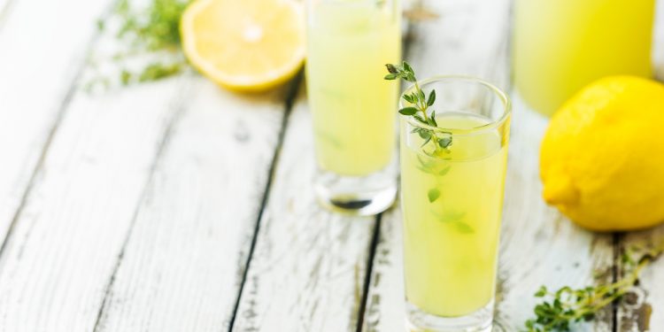 come preparare il limoncello a casa