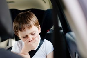 Mal d’auto: i rimedi più efficaci per adulti e bambini