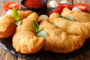 Panzerotti, scopri come preparare lo street food pugliese