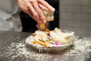Patatine fritte: ben 200 dollari a porzione per le più costose al mondo. Scopri perché