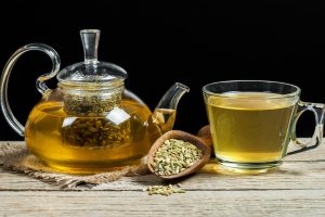 Tisana al finocchio: proprietà, benefici e ricetta