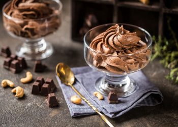 Mousse al cioccolato: un dolce facile e gustoso