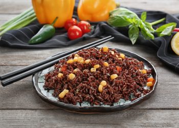 riso rosso fermentato: cos'è, perché fa bene per il colesterolo, integratori, controindicazioni