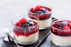 Panna cotta, un dessert senza tempo facile e goloso