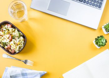 Pranzo in ufficio: cosa mangiare