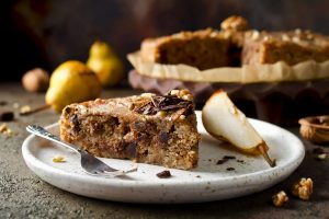 Torta pere e cioccolato, la ricetta perfetta del dolce super goloso