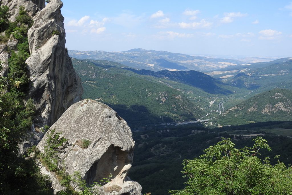 alla scoperta delle dolomiti lucane basento